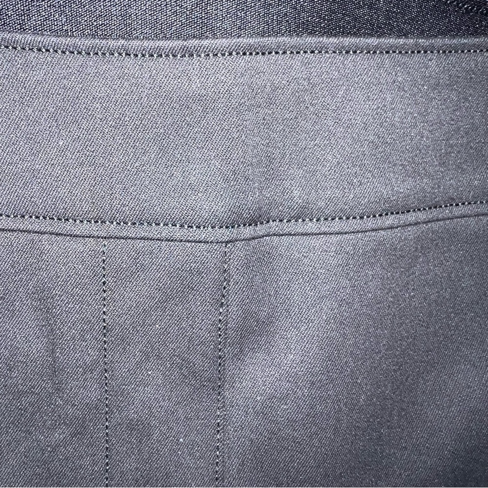 SPANX sz S polished black 6” inseam Cotton blend On The Go pullon stretch shorts - Picture 6 of 16